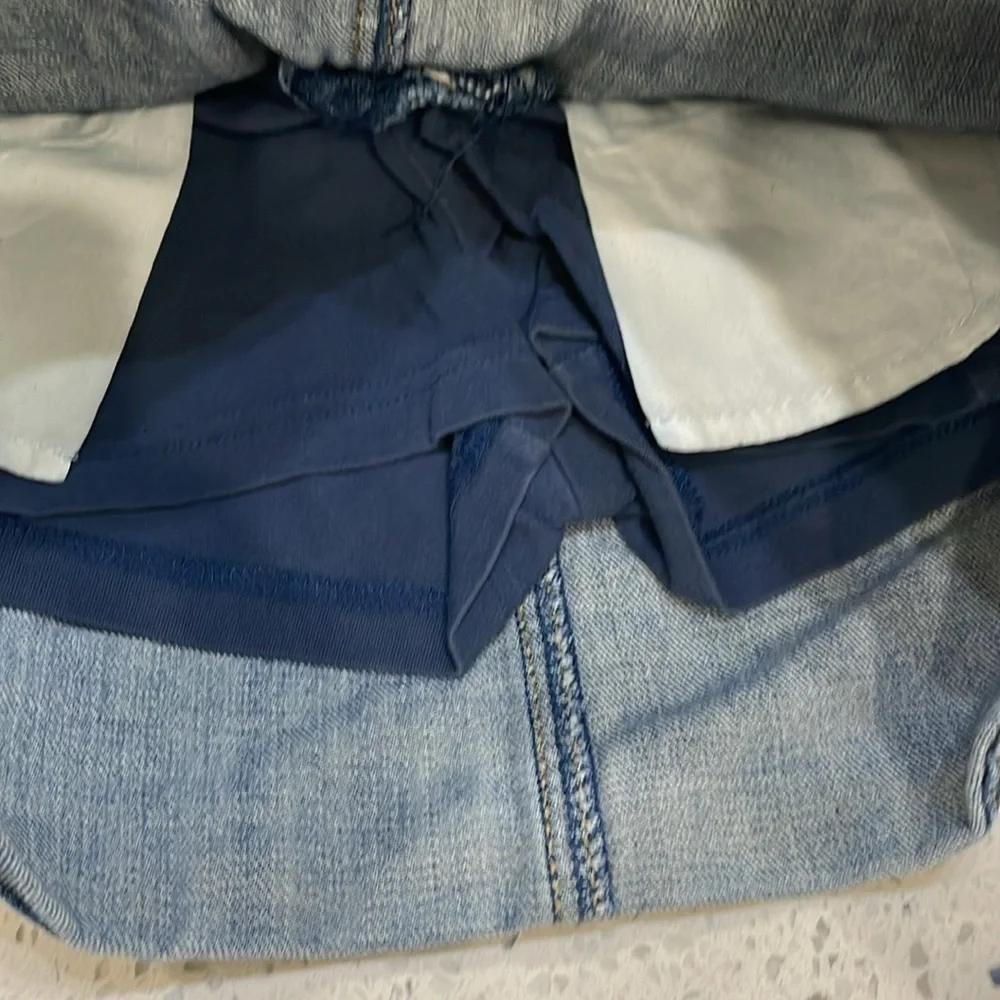 Old Navy & The Children’s Place Blue Denim Skorts size small